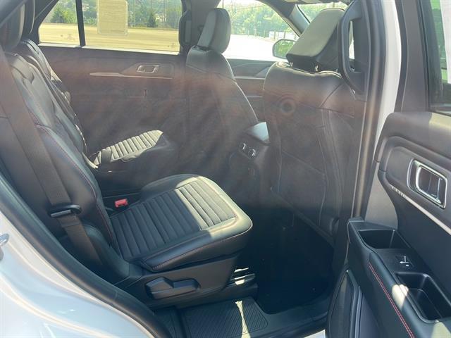 new 2025 Ford Explorer car, priced at $53,670