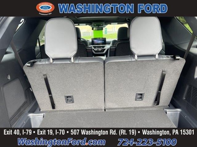 new 2025 Ford Explorer car, priced at $53,210