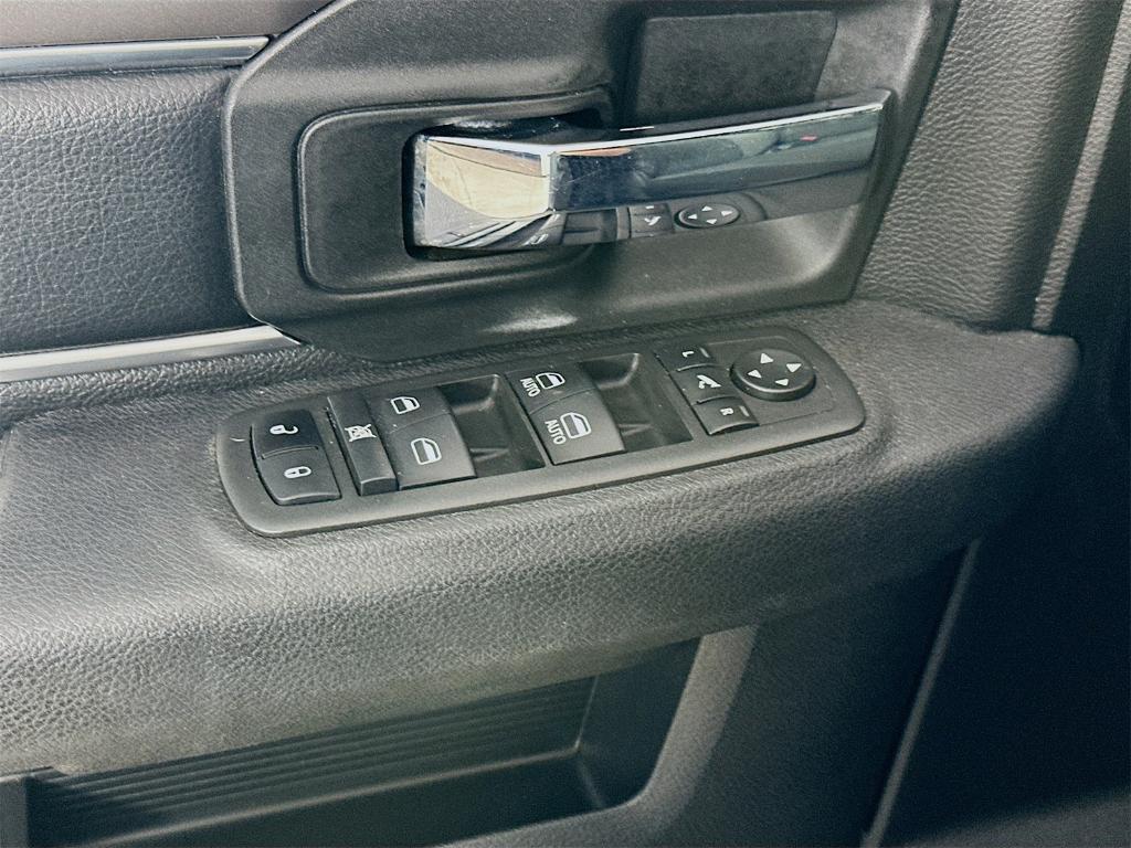 used 2022 Ram 1500 Classic car, priced at $34,328