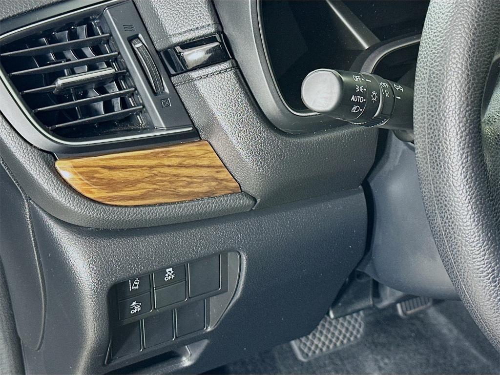 used 2022 Honda CR-V car, priced at $25,000