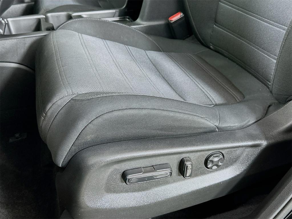 used 2022 Honda CR-V car, priced at $25,000