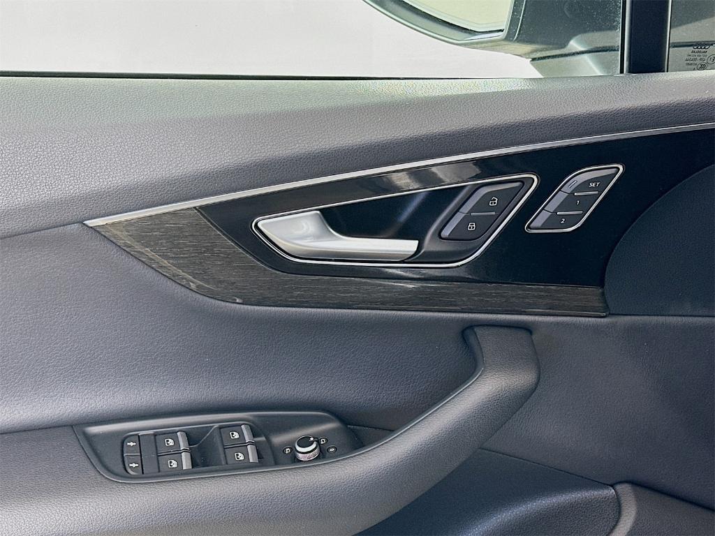 used 2019 Audi Q7 car, priced at $22,988