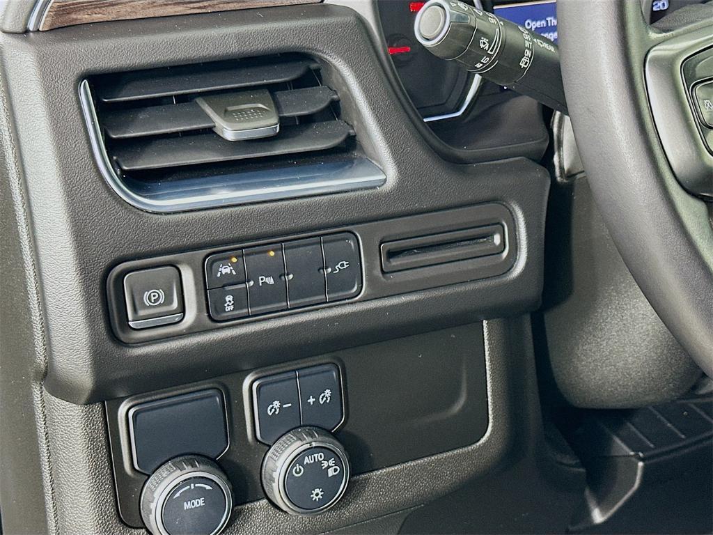 used 2022 Chevrolet Suburban car, priced at $45,922
