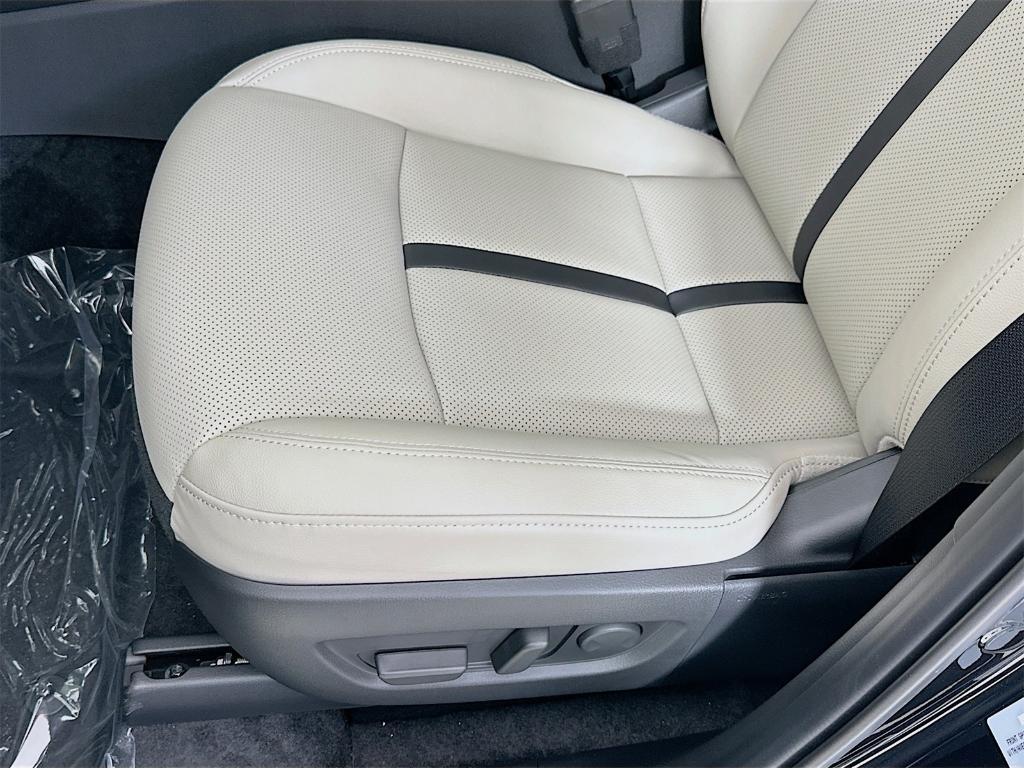 new 2025 Mazda CX-90 car, priced at $44,632