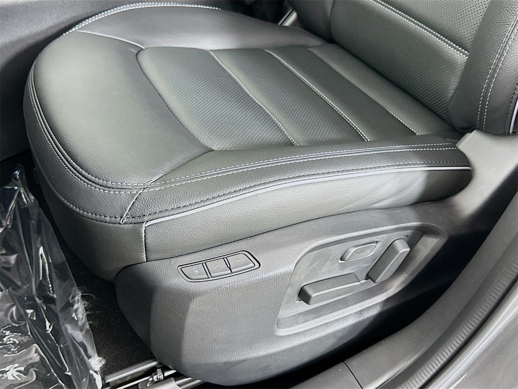 new 2025 Mazda CX-5 car, priced at $32,402