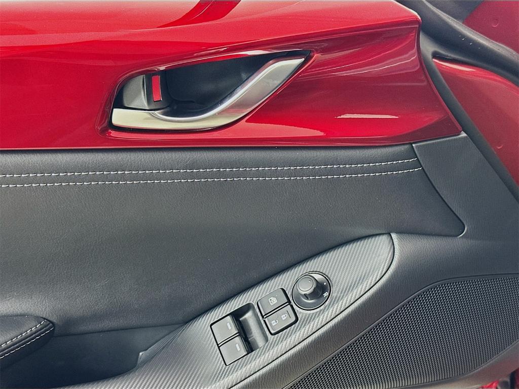new 2025 Mazda MX-5 Miata RF car, priced at $38,776