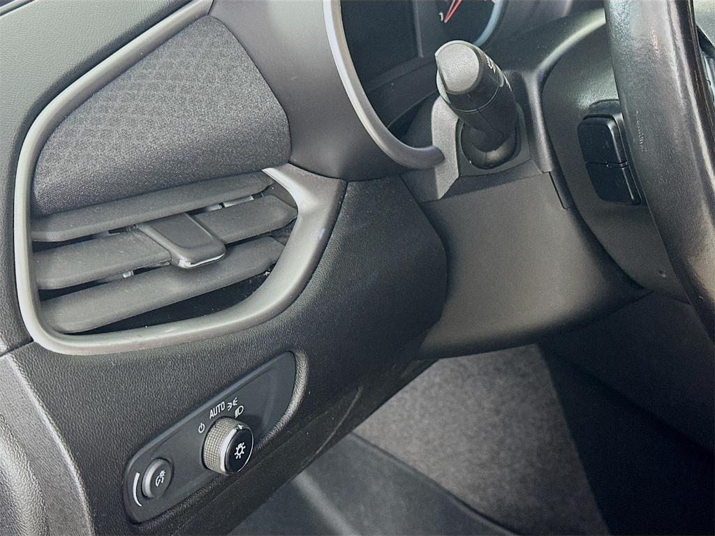 used 2019 Chevrolet Malibu car, priced at $12,988