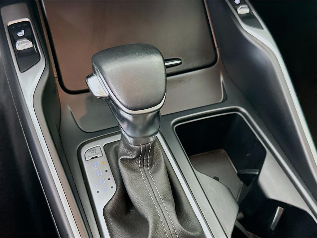 used 2022 Kia Sorento car, priced at $25,316