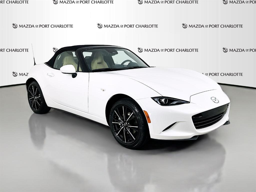 new 2025 Mazda MX-5 Miata car, priced at $35,034