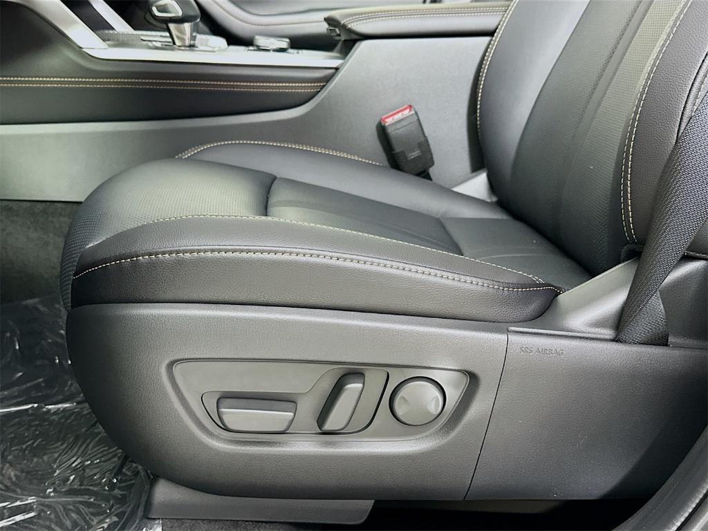 new 2025 Mazda CX-90 car, priced at $43,421