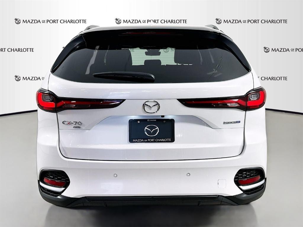 new 2025 Mazda CX-70 PHEV car