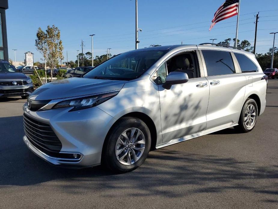 used 2024 Toyota Sienna car, priced at $43,260