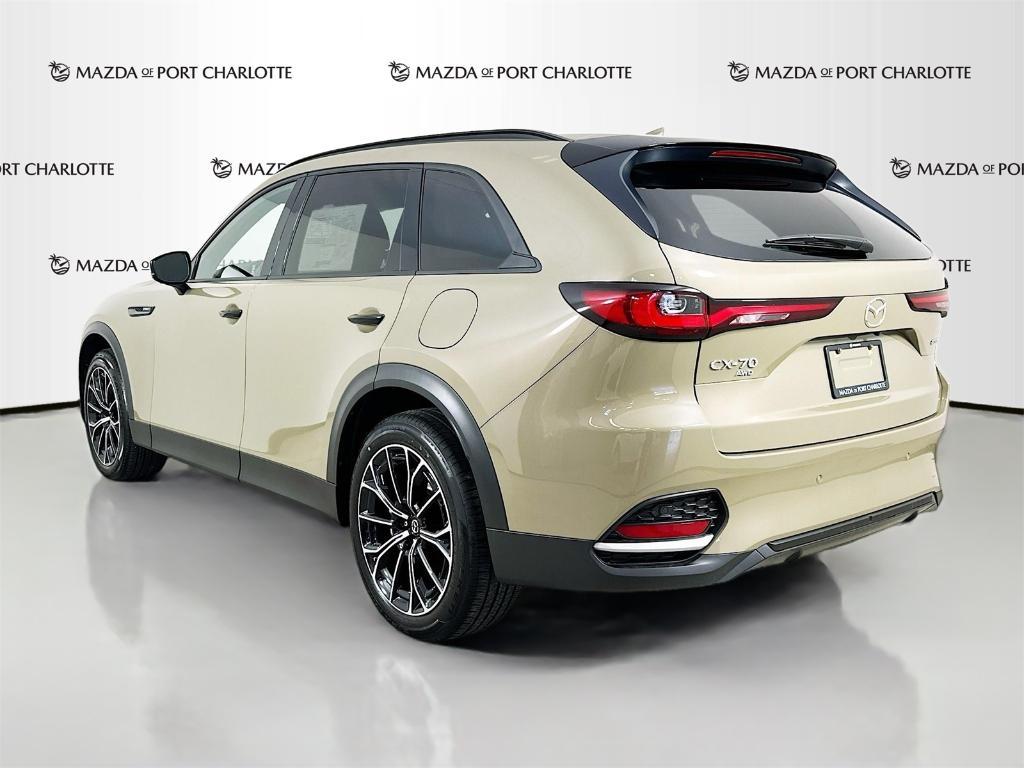new 2025 Mazda CX-70 PHEV car