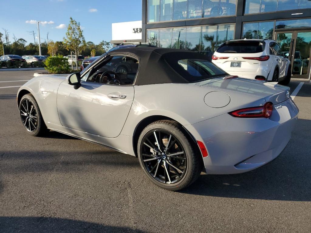 new 2024 Mazda MX-5 Miata RF car, priced at $38,922