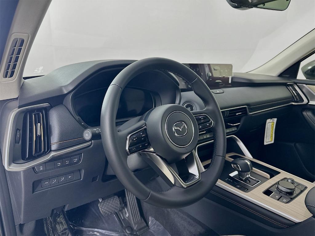 new 2025 Mazda CX-90 car, priced at $43,878