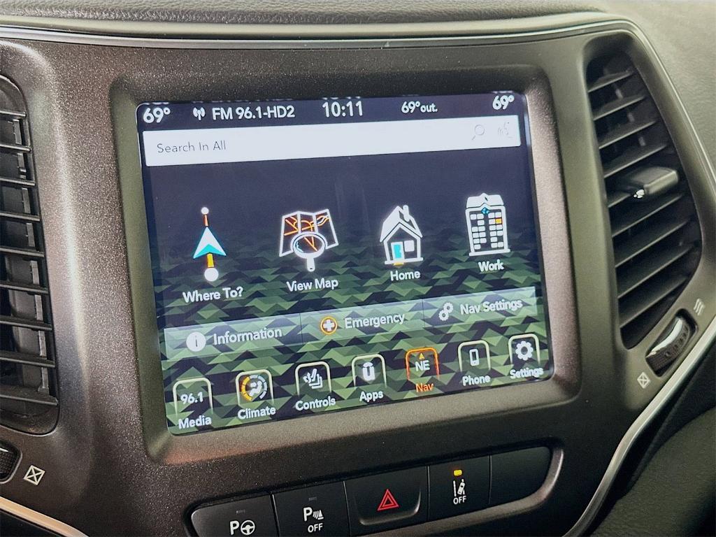 used 2019 Jeep Cherokee car, priced at $18,790