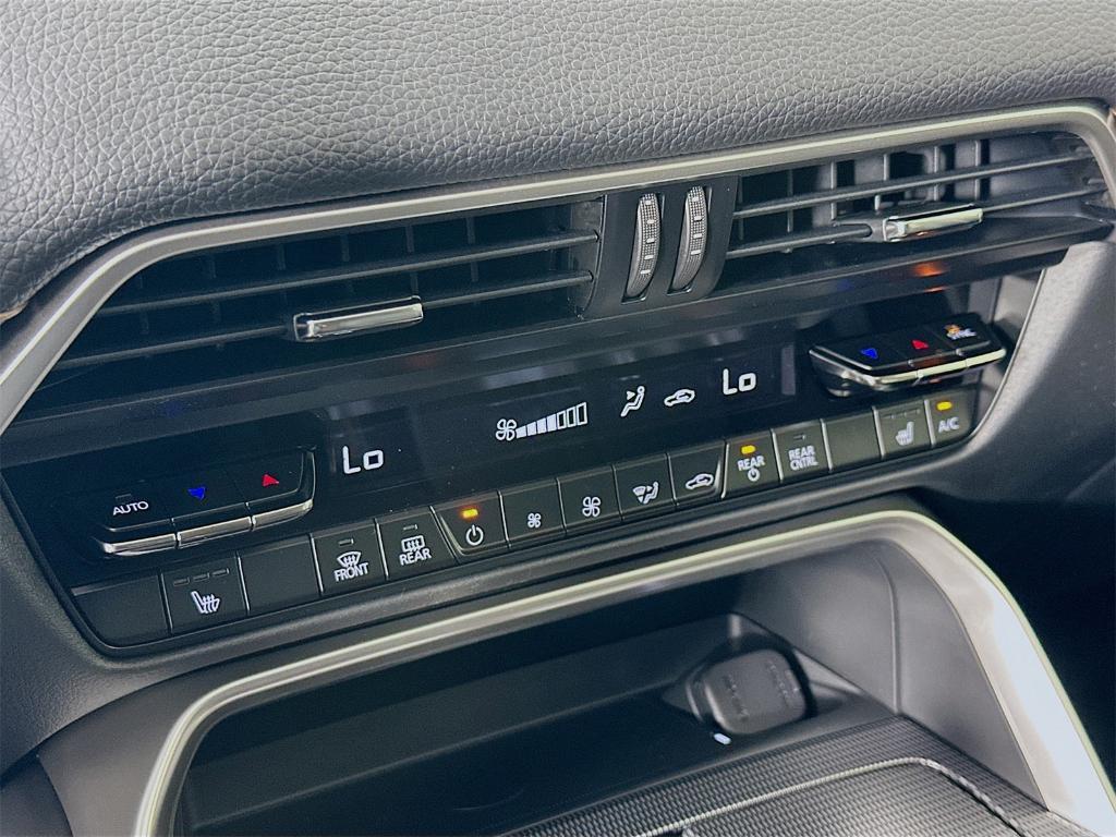 new 2025 Mazda CX-90 car, priced at $38,504