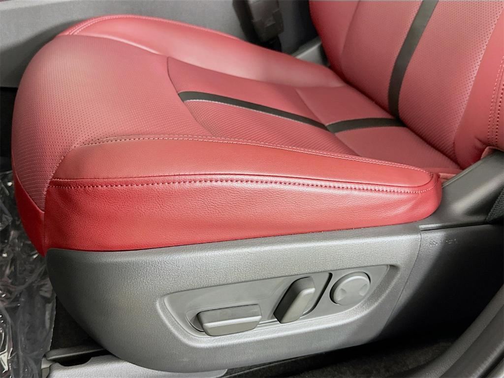 new 2025 Mazda CX-70 PHEV car, priced at $56,777