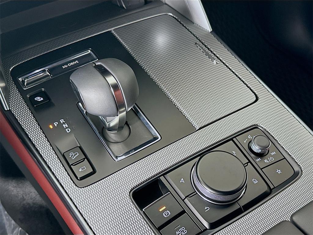 new 2025 Mazda CX-70 PHEV car, priced at $56,777