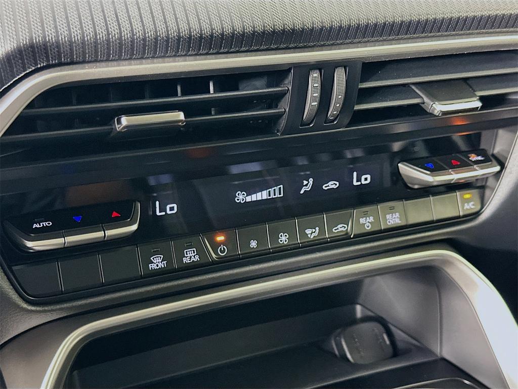 new 2025 Mazda CX-90 car, priced at $37,426