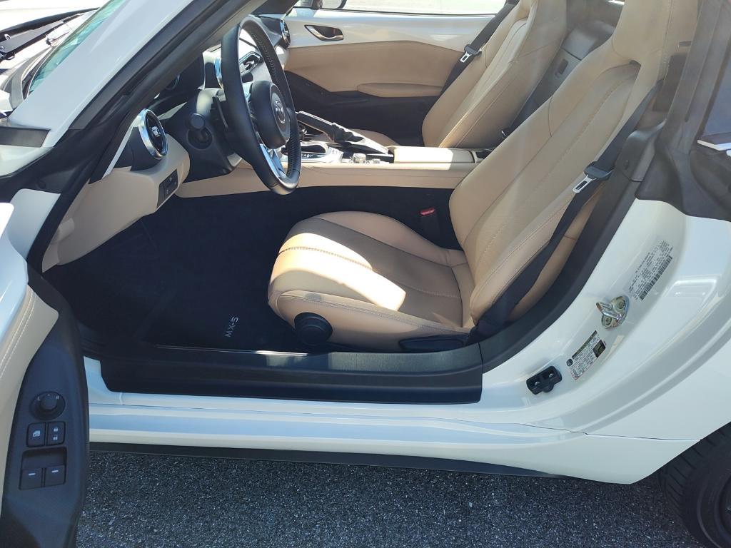 used 2025 Mazda MX-5 Miata RF car, priced at $36,787
