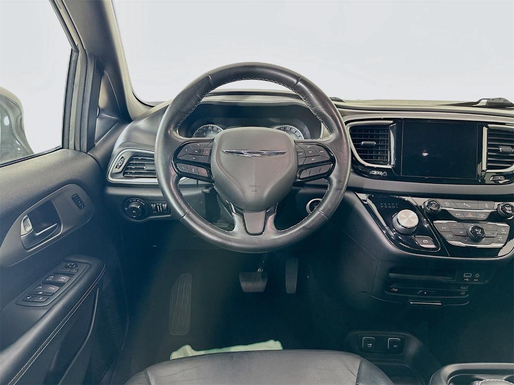 used 2020 Chrysler Pacifica car, priced at $23,968