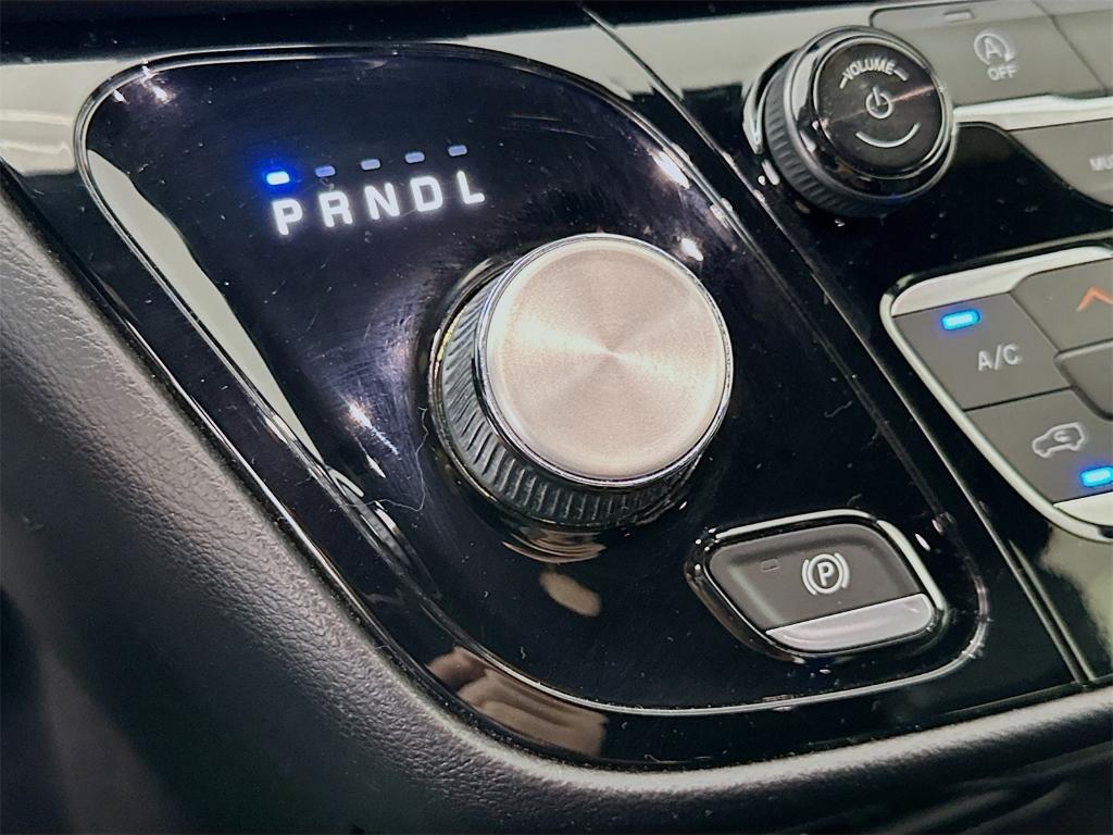 used 2020 Chrysler Pacifica car, priced at $23,968