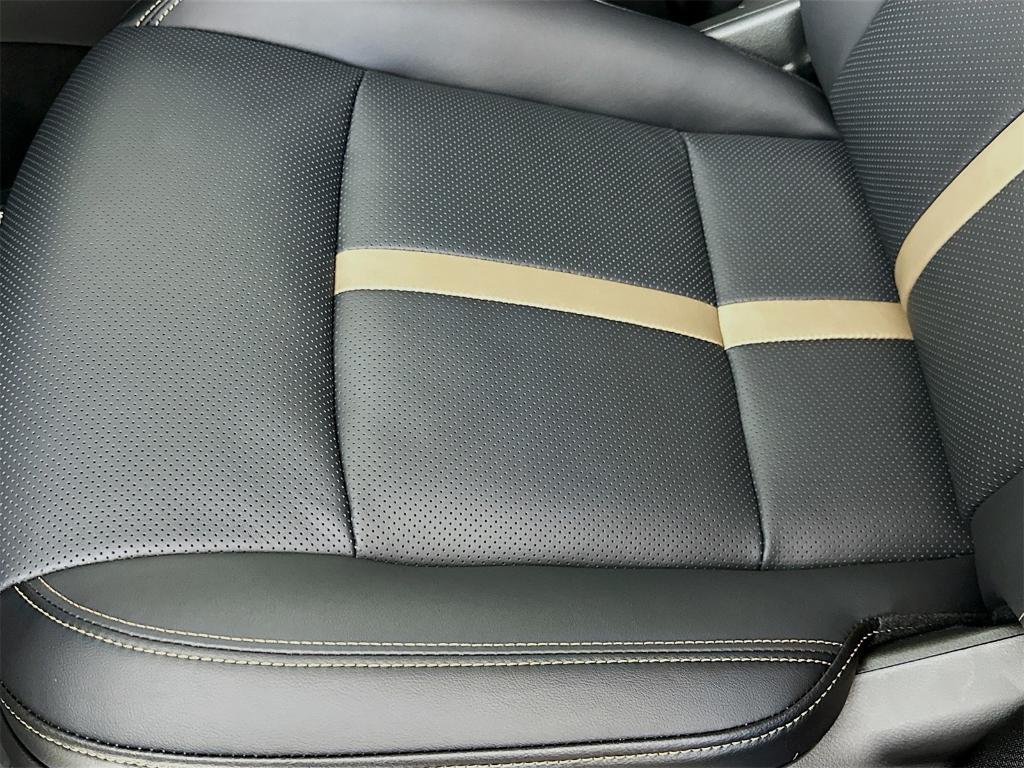 new 2025 Mazda CX-70 PHEV car