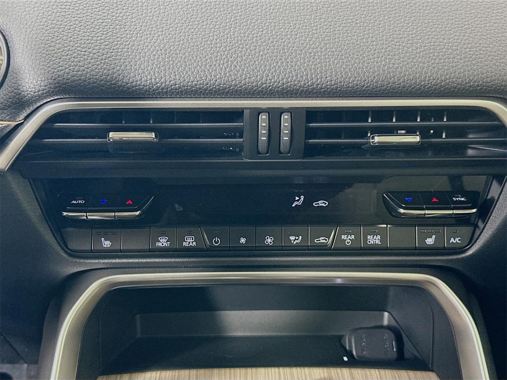 new 2025 Mazda CX-90 car, priced at $47,726