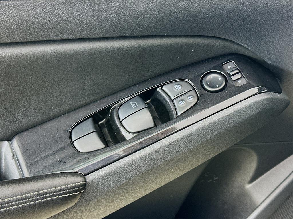 used 2023 Nissan Altima car, priced at $20,612