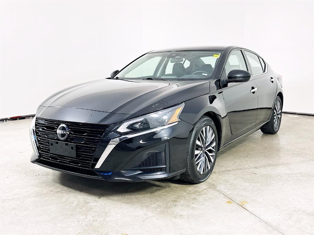 used 2023 Nissan Altima car, priced at $20,612