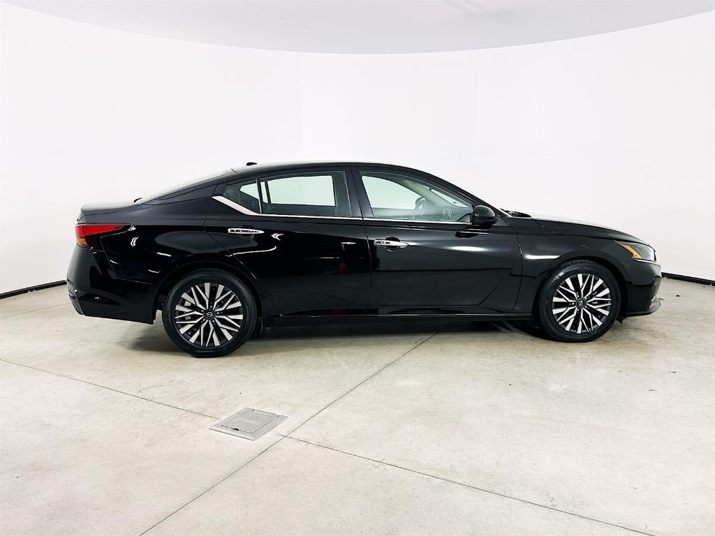used 2023 Nissan Altima car, priced at $20,612