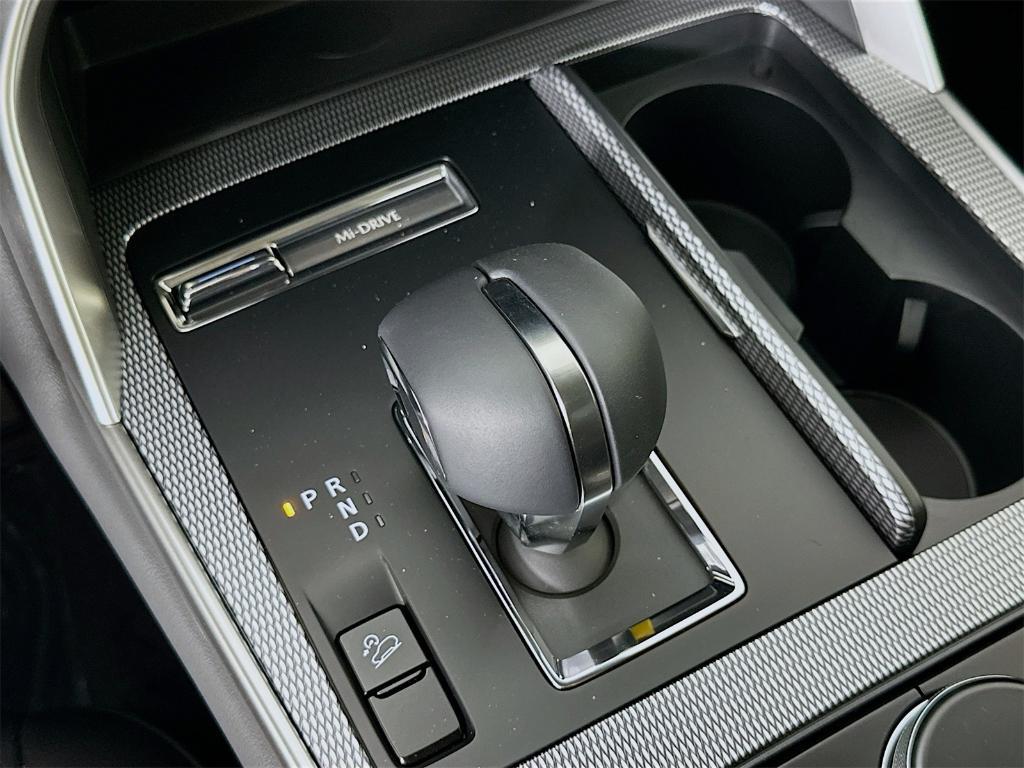 new 2025 Mazda CX-90 car, priced at $40,876