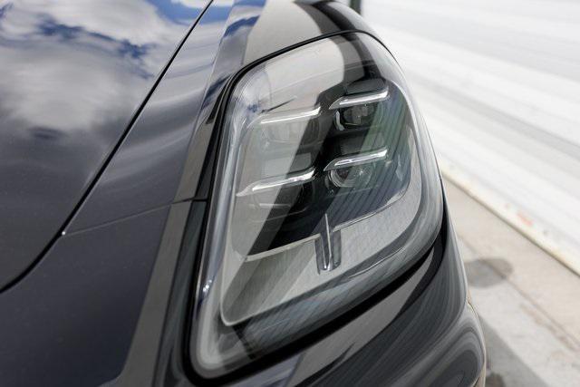 new 2025 Porsche Panamera car, priced at $136,905