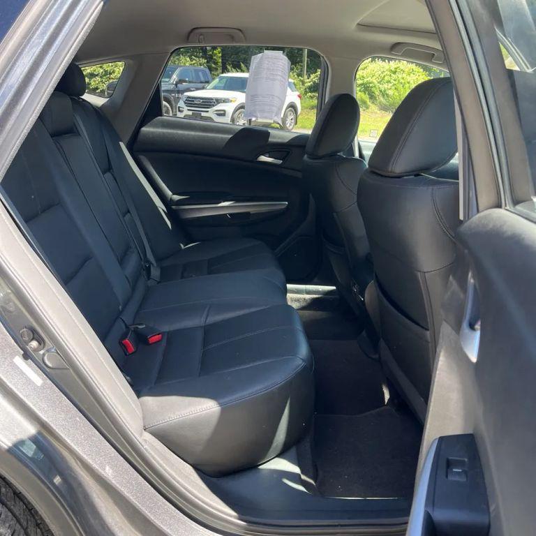 used 2013 Honda Crosstour car, priced at $12,900