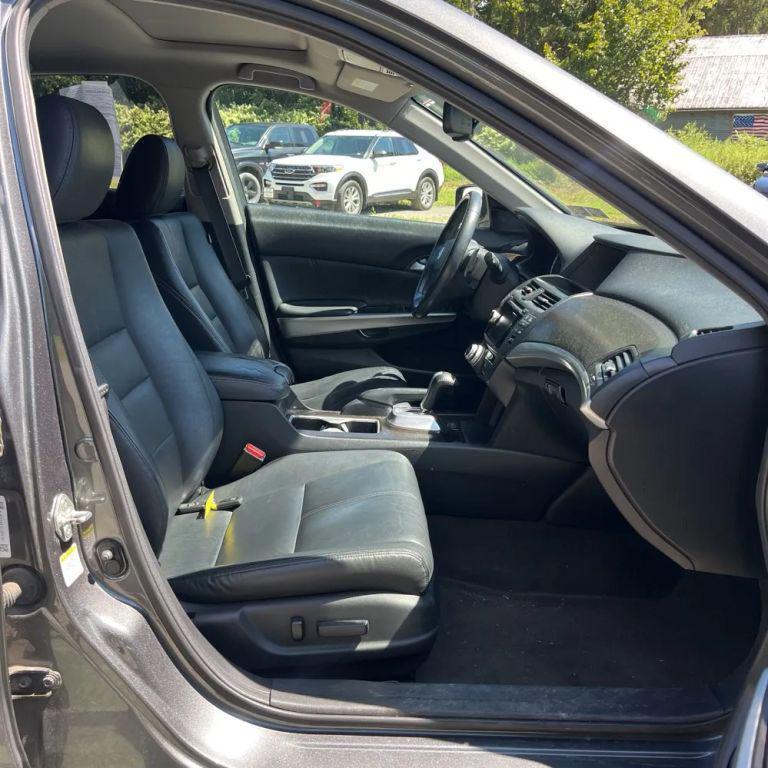 used 2013 Honda Crosstour car, priced at $12,900