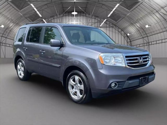 used 2015 Honda Pilot car, priced at $12,900