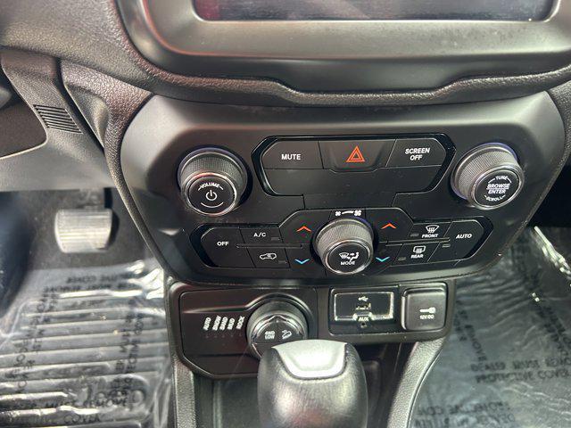 used 2018 Jeep Renegade car, priced at $9,995