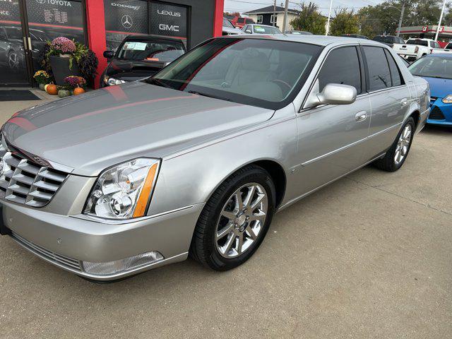 used 2006 Cadillac DTS car, priced at $7,995
