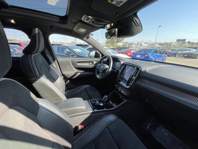 used 2020 Volvo XC40 car, priced at $24,995