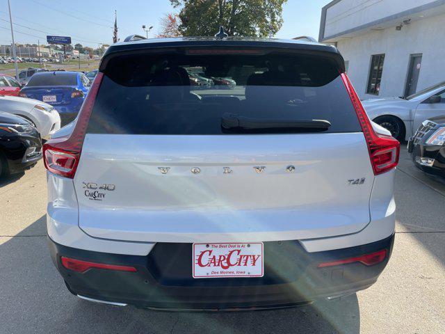 used 2020 Volvo XC40 car, priced at $24,995