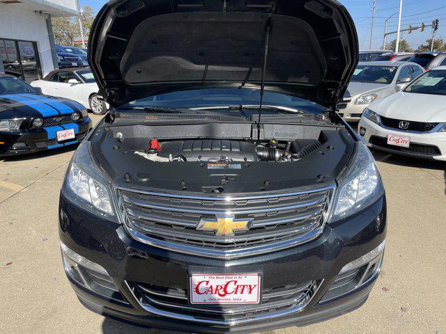 used 2014 Chevrolet Traverse car, priced at $10,995