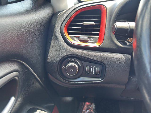 used 2019 Jeep Renegade car
