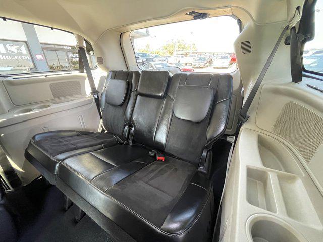 used 2015 Chrysler Town & Country car, priced at $11,995