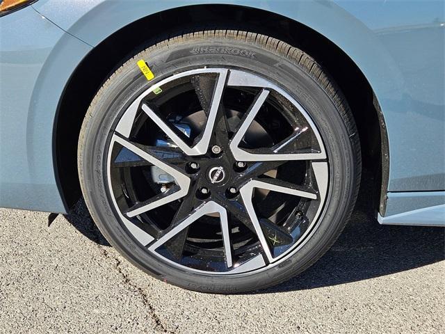 new 2025 Nissan Sentra car, priced at $24,559