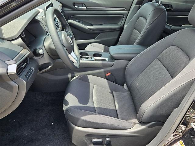 new 2025 Nissan Altima car, priced at $27,495