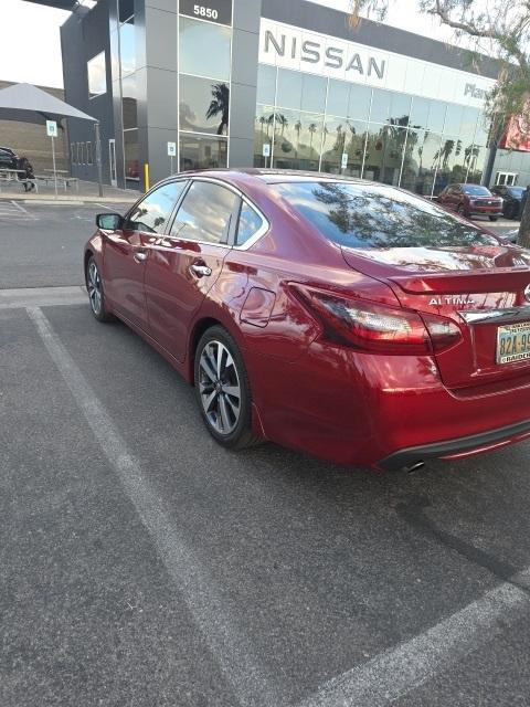 used 2017 Nissan Altima car
