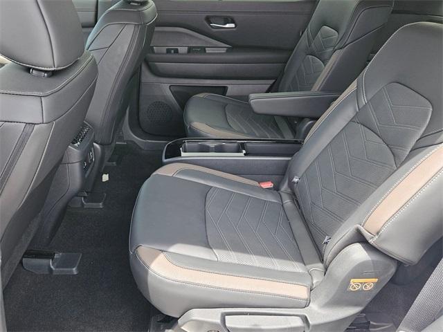 new 2025 Nissan Pathfinder car, priced at $49,187