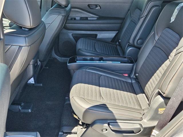 new 2025 Nissan Pathfinder car, priced at $43,388