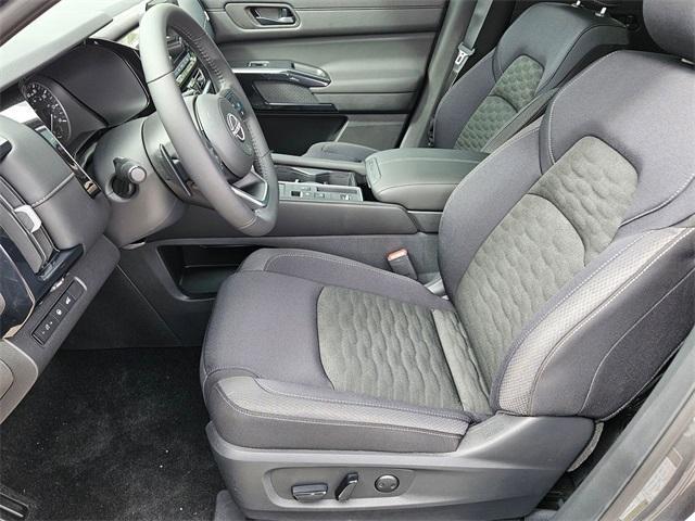new 2025 Nissan Pathfinder car, priced at $35,110